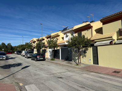 Adosado 98 m² en CAMPANILLAS (29590)