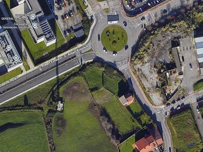 Terreno 9212 m² en PEÑACASTILLO (39011)