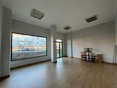 Local 80 m² en Santa María de Cayón (39620)
