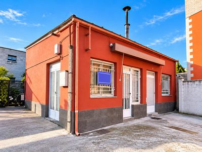 Local 204 m² en Toral de los Vados (24560)