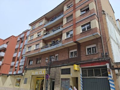 Piso 85 m² en Oviedo (33013)