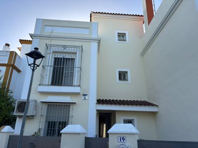 Adosado 137 m² en Castilleja de Guzmán (41908)