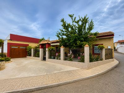 Casa 255 m² en Cerro Perea (41409)