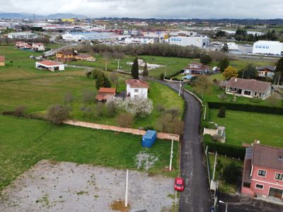 Terreno Urbanizable 1366 m² en MERES (33199)